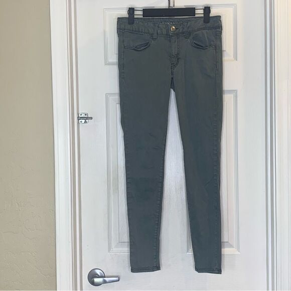 American Eagle Outfitters Denim - American Eagle Jegging Size 6 Gray